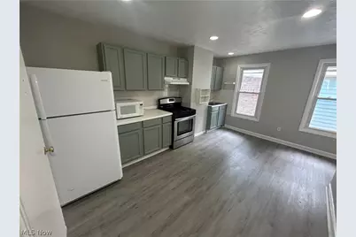 1955 E 120th Street #3, Loveland, OH 44106 - Photo 3