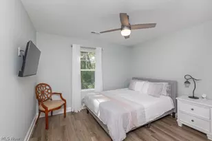 671 Treadway Blvd, Sheffield Lake, OH 44054 - Photo 17