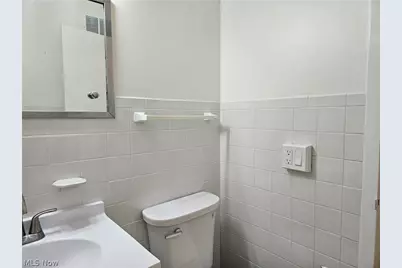 11850 Edgewater Drive #1007, Oakwood, OH 44107 - Photo 13