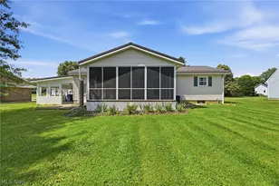 79 W 5th St, Frazeysburg, OH 43822 - Photo 25