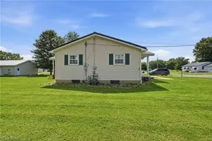 79 W 5th St, Frazeysburg, OH 43822 - Photo 29