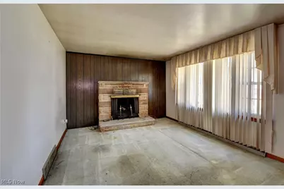 2933 Coventry Boulevard NE, Canton, OH 44705 - Photo 17