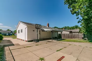 31505 Daniel Dr, Willowick, OH 44095 - Photo 31