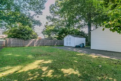 31505 Daniel Drive, Willowick, OH 44095 - Photo 29