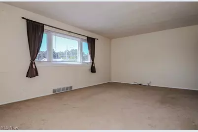 31505 Daniel Drive, Willowick, OH 44095 - Photo 3