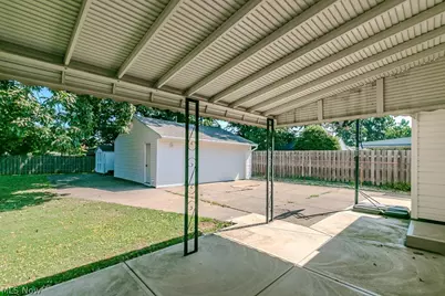 31505 Daniel Drive, Willowick, OH 44095 - Photo 27