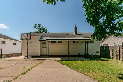 31505 Daniel Drive, Willowick, OH 44095 - Photo 25