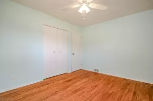 31505 Daniel Dr, Willowick, OH 44095 - Photo 17