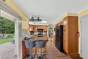 8897 Hillcrest Dr, Westfield Center, OH 44251 - Photo 11