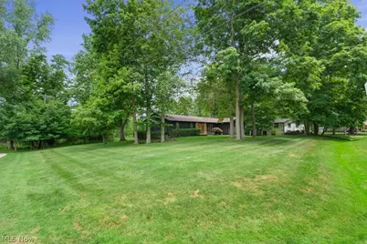 409 Whittlesey Drive, Tallmadge, OH 44278 - Photo 11