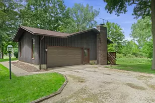 409 Whittlesey Dr, Tallmadge, OH 44278 - Photo 3