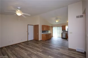 47095 Timber Run St, New Waterford, OH 44445 - Photo 11
