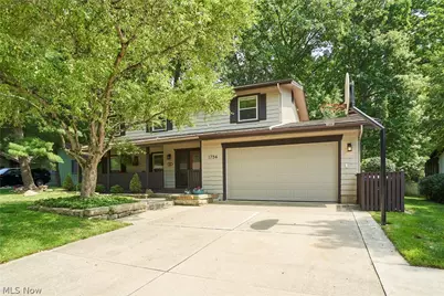 1756 Deepwood Drive, Akron, OH 44313 - Photo 37