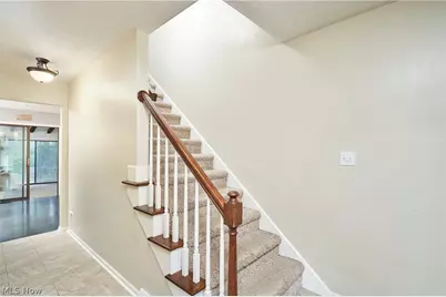1756 Deepwood Drive, Akron, OH 44313 - Photo 17
