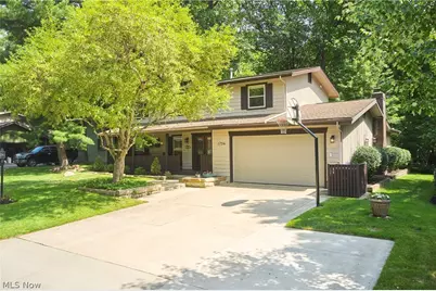 1756 Deepwood Drive, Akron, OH 44313 - Photo 43
