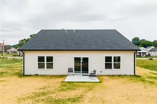 589 S 12th St, Coshocton, OH 43812 - Photo 3