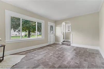 616 Tallmadge Road, Cuyahoga Falls, OH 44221 - Photo 7
