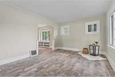 616 Tallmadge Road, Cuyahoga Falls, OH 44221 - Photo 9