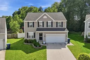 132 Westwood Cir, Tallmadge, OH 44278 - Photo 3