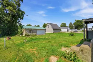 112 4th St, Frazeysburg, OH 43822 - Photo 23