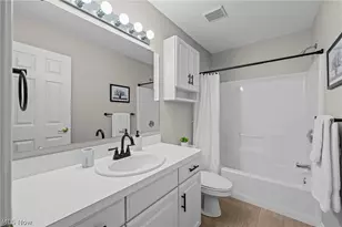35 Sunset Cove Cir, Eastlake, OH 44095 - Photo 31