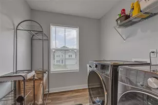 110 Harvest Wy, Elyria, OH 44035 - Photo 27