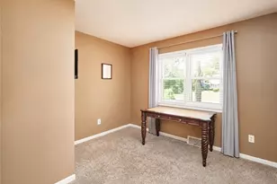 251 Schocalog Rd, Akron, OH 44313 - Photo 15