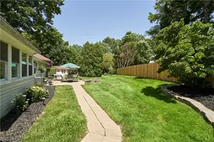 251 Schocalog Rd, Akron, OH 44313 - Photo 23