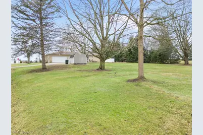 5147 Broadway Avenue NE, Louisville, OH 44641 - Photo 29