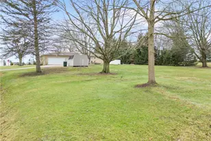 5147 Broadway Ave NE, Louisville, OH 44641 - Photo 29