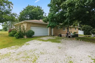 5147 Broadway Ave NE, Louisville, OH 44641 - Photo 5
