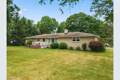 5147 Broadway Avenue NE, Louisville, OH 44641 - Photo 3