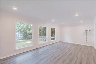 3710 Strandhill Rd, Huber Heights, OH 44122 - Photo 15