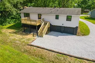 2195 Yorktown St NW, Uniontown, OH 44685 - Photo 33