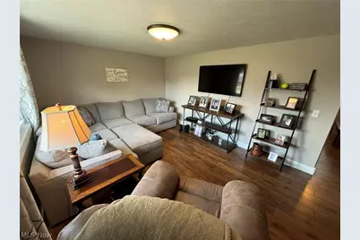 1038 2nd Street SW, New Philadelphia, OH 44663 - Photo 5