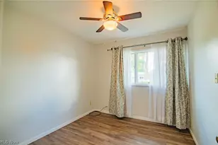 700 Victoria Ave, Williamstown, WV 26187 - Photo 33