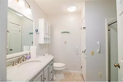 700 Victoria Avenue, Williamstown, WV 26187 - Photo 25