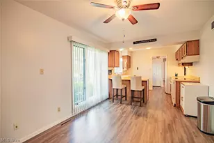 700 Victoria Ave, Williamstown, WV 26187 - Photo 17