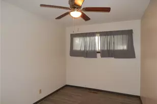 4777 Corduroy Rd, Mentor, OH 44060 - Photo 9
