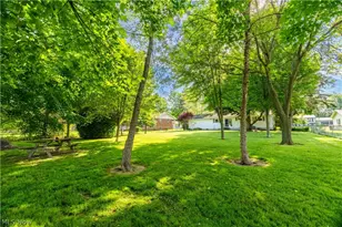 7505 Ivydale Ave NW, North Canton, OH 44720 - Photo 3