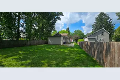 116 Pleasant Street, Wellington, OH 44090 - Photo 7