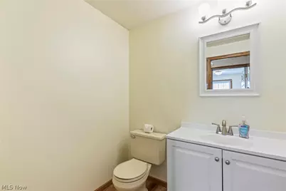 906 Southmoor Circle NE, Canton, OH 44721 - Photo 31