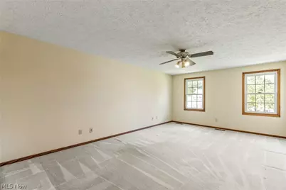 906 Southmoor Circle NE, Canton, OH 44721 - Photo 33