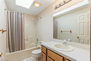 906 Southmoor Cir NE, Canton, OH 44721 - Photo 41
