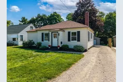 221 Ohio Avenue, Wadsworth, OH 44281 - Photo 1