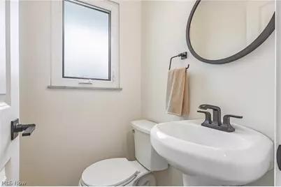 6305 Meadowbrook Drive, Mentor, OH 44060 - Photo 15