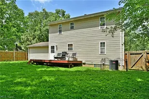 906 Elizabeth Ct, Cuyahoga Falls, OH 44221 - Photo 9