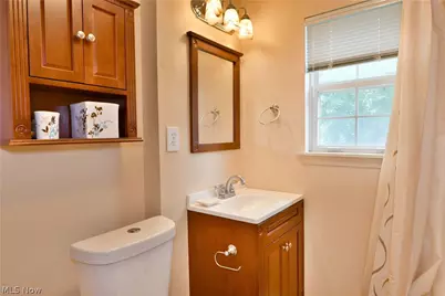 906 Elizabeth Court, Cuyahoga Falls, OH 44221 - Photo 23