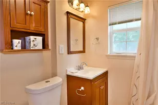 906 Elizabeth Ct, Cuyahoga Falls, OH 44221 - Photo 23