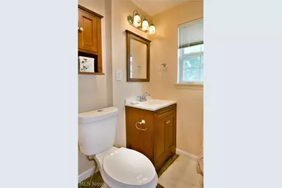 906 Elizabeth Court, Cuyahoga Falls, OH 44221 - Photo 25